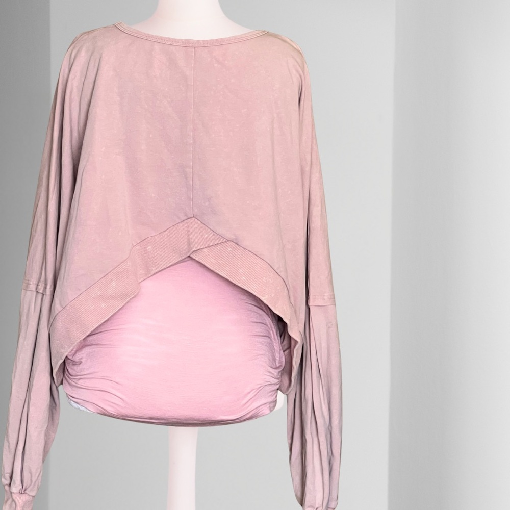 Pink Lily Blush Oversized Sweatshirt with V in back